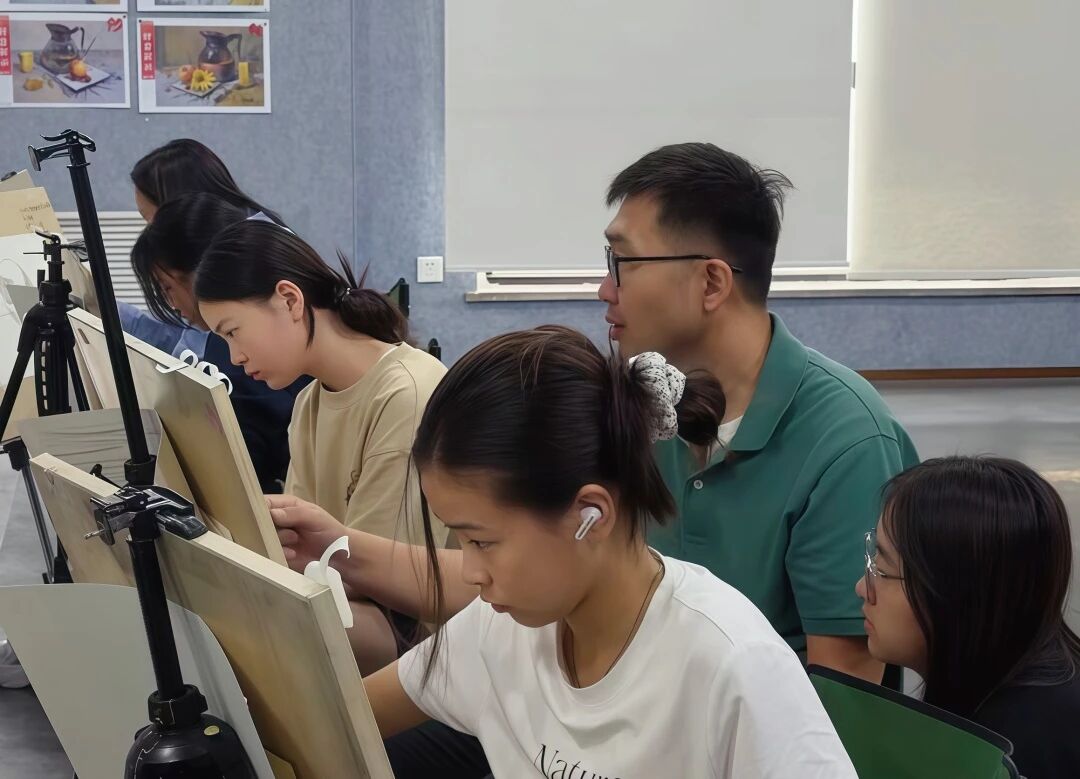 清木畫室國慶集訓(xùn) | 讓畫筆與顏料交織成夢想的軌跡