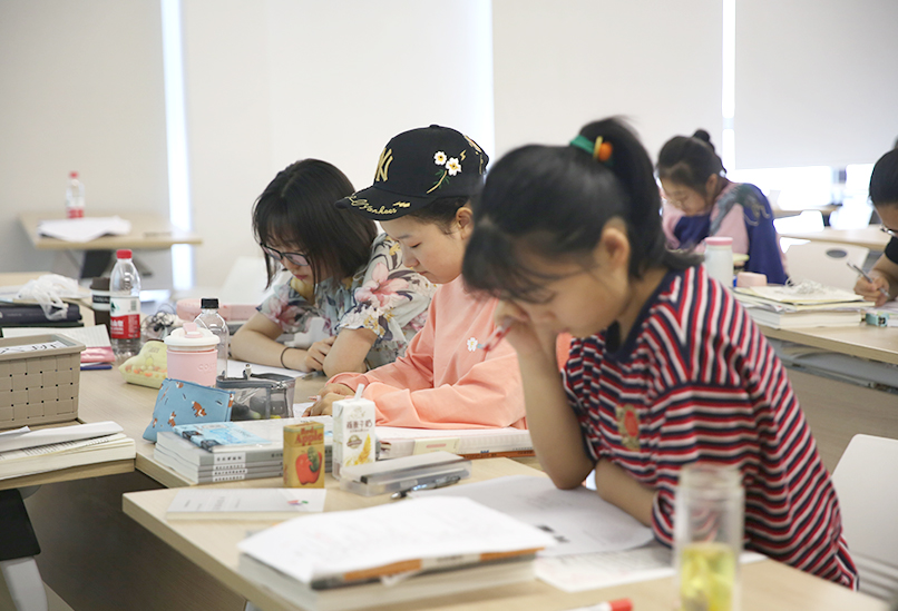 舞蹈高考培訓(xùn)班文化課英語課堂