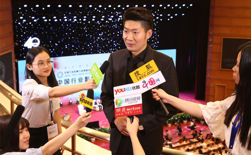 楊立成董事長接受采訪