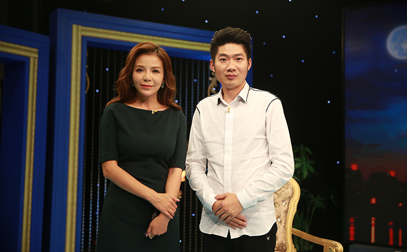 楊立成朱迅合影